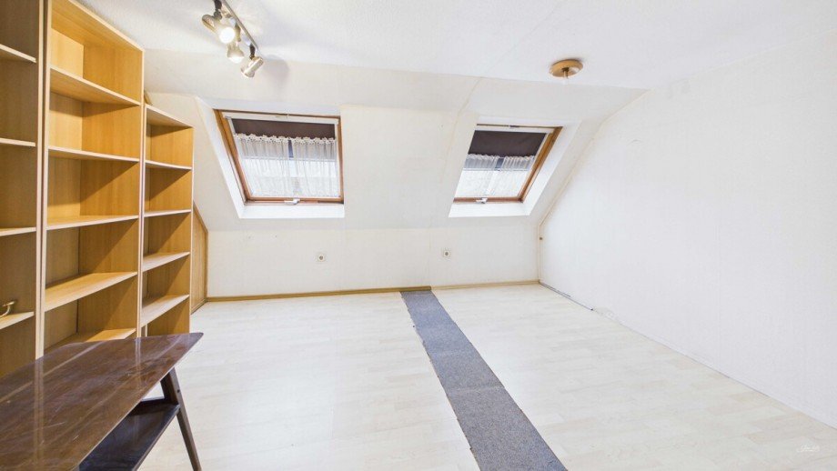 Altbau - DG Kinderzimmer Zweifamilienhaus Bad Buchau