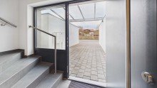 �berdachter Eingangsbereich moderne barrierefreie A+ Wohnung - ruhige Lage mit gro�em Balkon, EBK & gro�e Garage