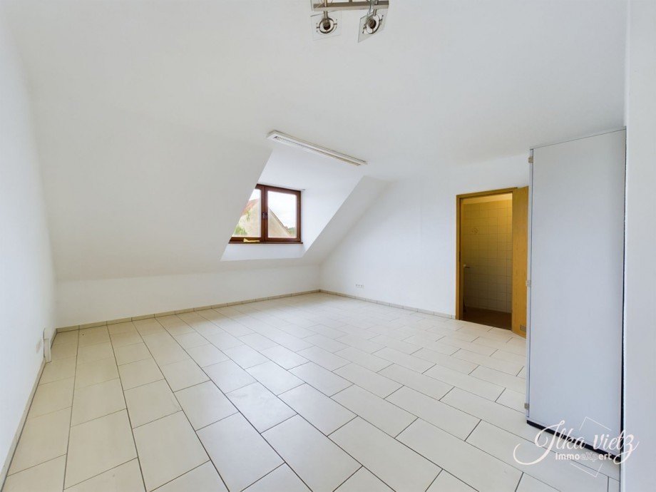 DG - B�ro 4 B�rofl�che Ummendorf