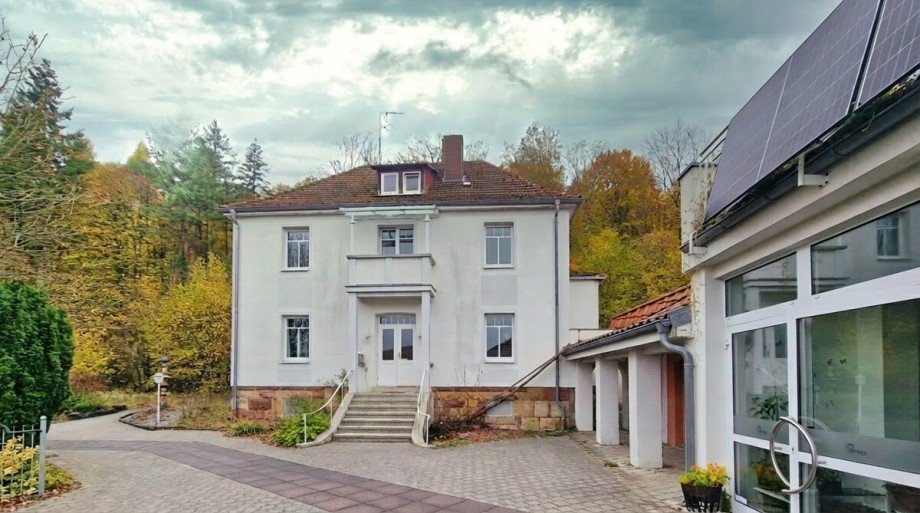 2155-Villa+Haupthaus-Eingang+Terrasse Gastronomie und Wohnung Bad Kissingen
