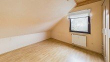DG - Zimmer 7 Gro�z�giges Haus mit Garten - OHNE Maklergeb�hr