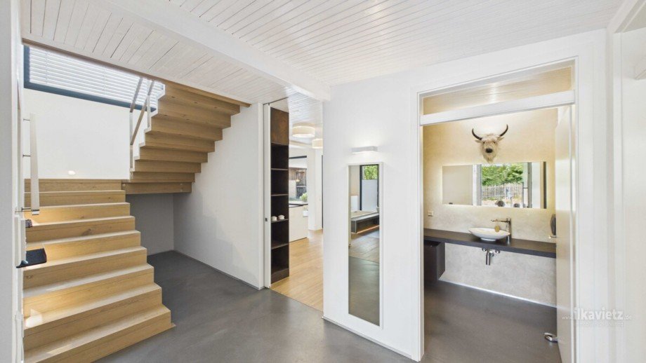 Treppe zum Gartengeschoss Einfamilienhaus Biberach an der Ri�