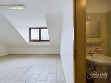 DG - B�ro 4+Wc Im Zentrum von Ummendorf - vielseitig nutzbares B�ro mit 2 Pkw-Stellpl�tze & eigenem Eingang