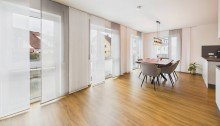 Sonnenwohnung mit bodentiefe Fenster moderne barrierefreie A+ Wohnung - ruhige Lage mit gro�em Balkon, EBK & gro�e Garage