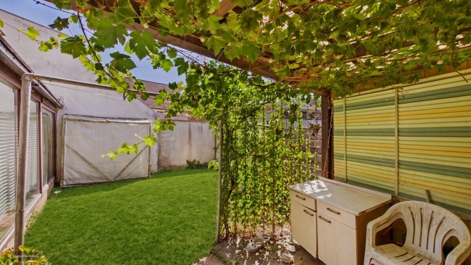 Garten hinter dem Haus Doppelhaush�lfte Ummendorf