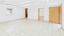 Gartengeschoss - Hobbyraum 1 (als Wohnraum umbaubar) Einfamilienhaus mit rollstuhlgerechter Wohnung & ruhigem Garten