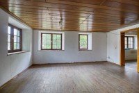 Bild (c5f35ca13854df22e1a06e4c03ef0038): klassisches Fachwerk-Doppelhaus mit 2 gro�en Scheunen