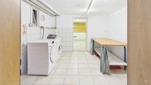 Waschk�che Einfamilienhaus mit rollstuhlgerechter Wohnung & ruhigem Garten